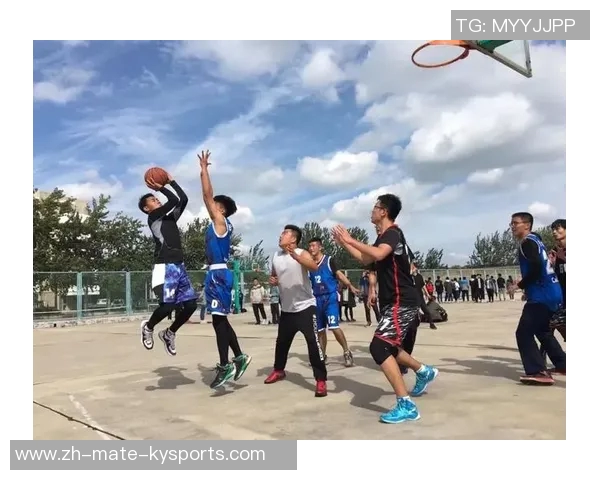 小明在校园篮球赛中展现出色技艺赢得全校师生的热烈赞誉与支持